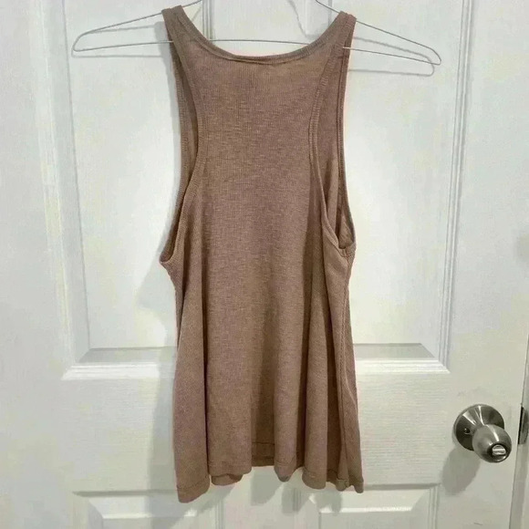 Free People Tan Tank Top Brown Size Small Staple Capsule Wardrobe Essential - Picture 3 of 5